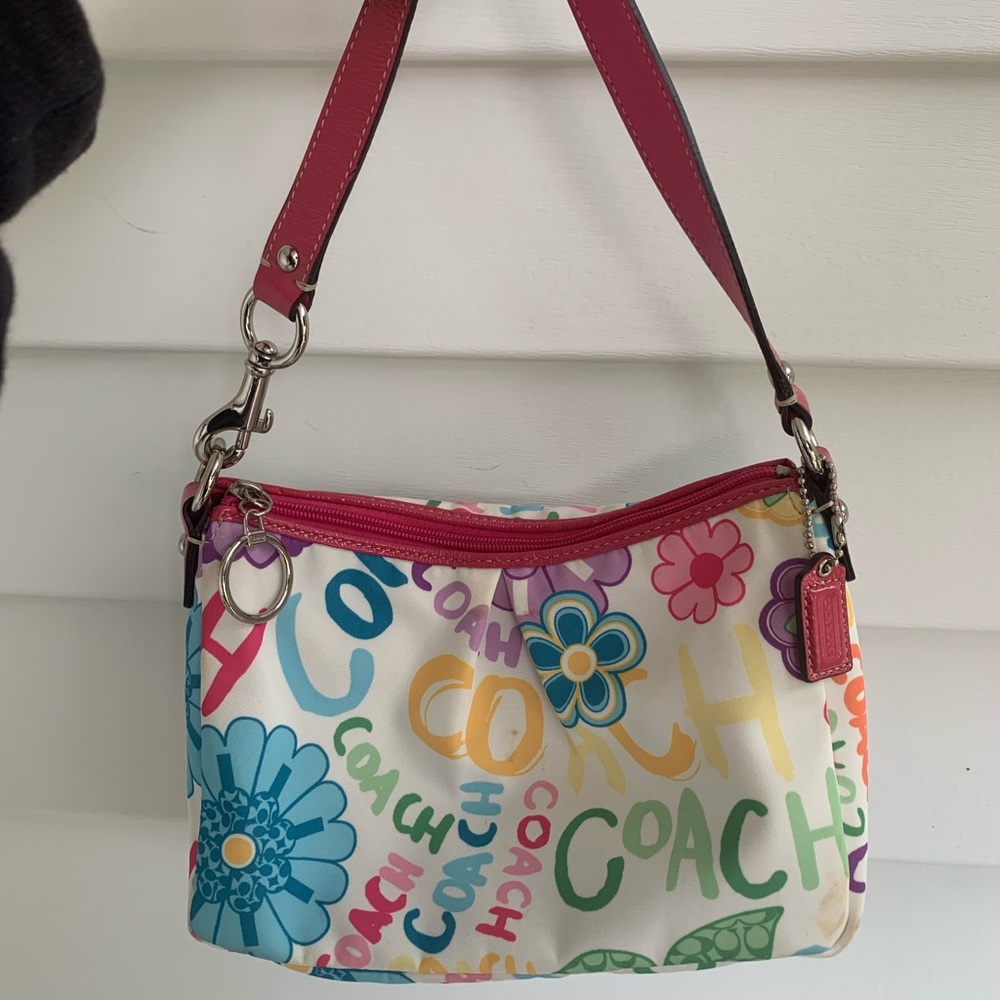 Authentic Coach Purse! - Picture 2 of 6